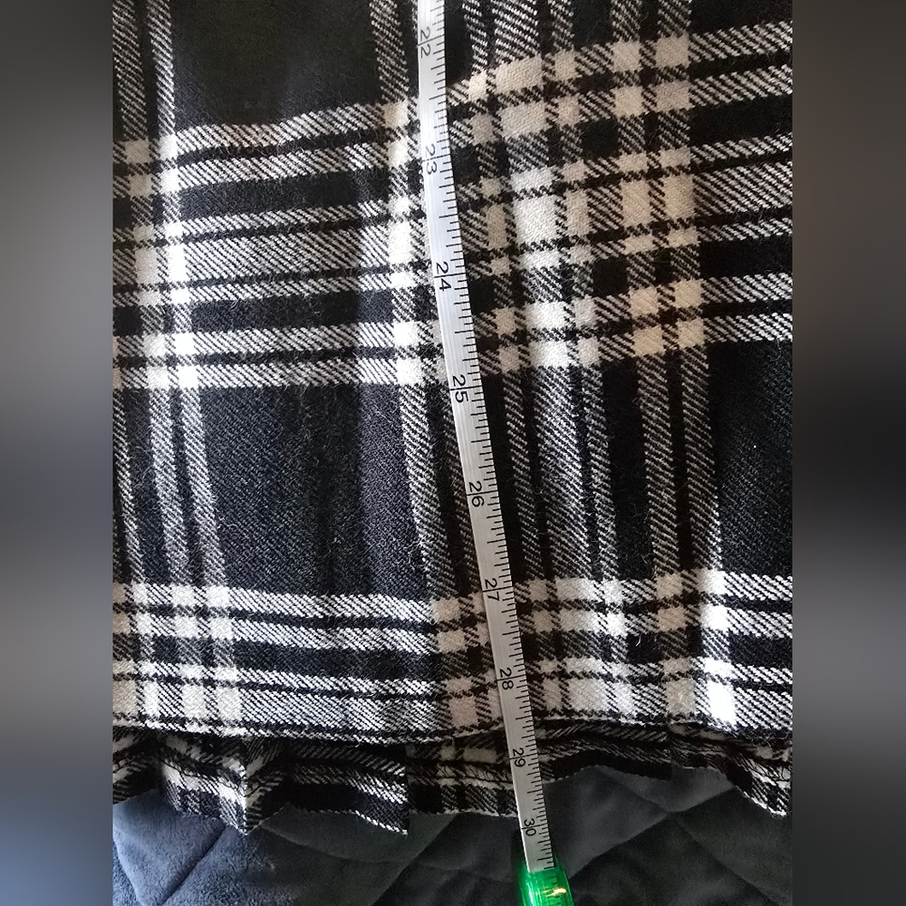Vintage Black and White Cream Tartan Kilt Kilted Skirt Wool Leather Buckles - Picture 11 of 12